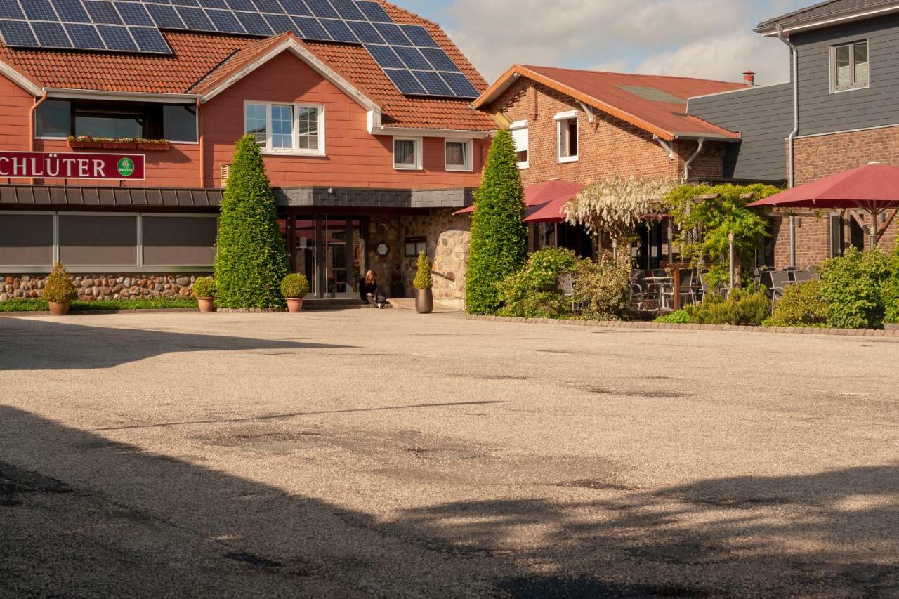 Schlueter Hotel & Restaurant Wankendorf Exteriör bild